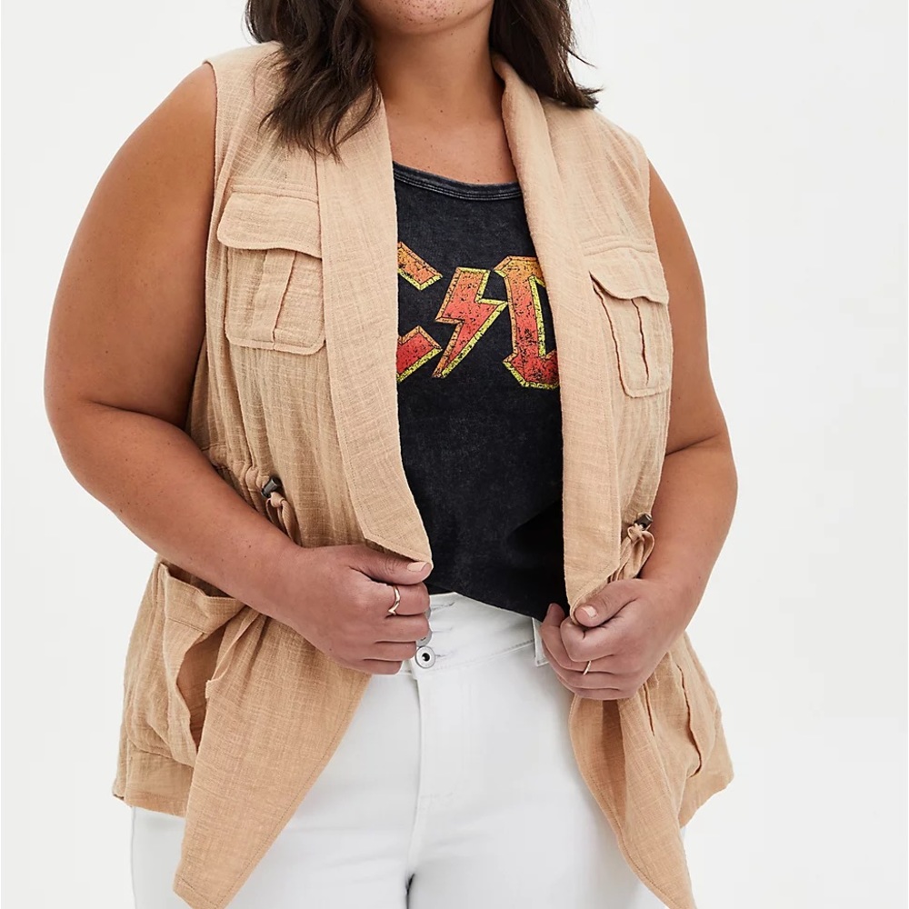 BNWT TORRID TAUPE DRAPE FRONT GAUZE